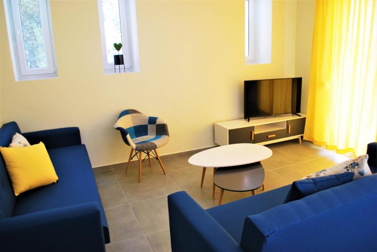 Q Luxury Rooms Paleros Εξωτερικό φωτογραφία