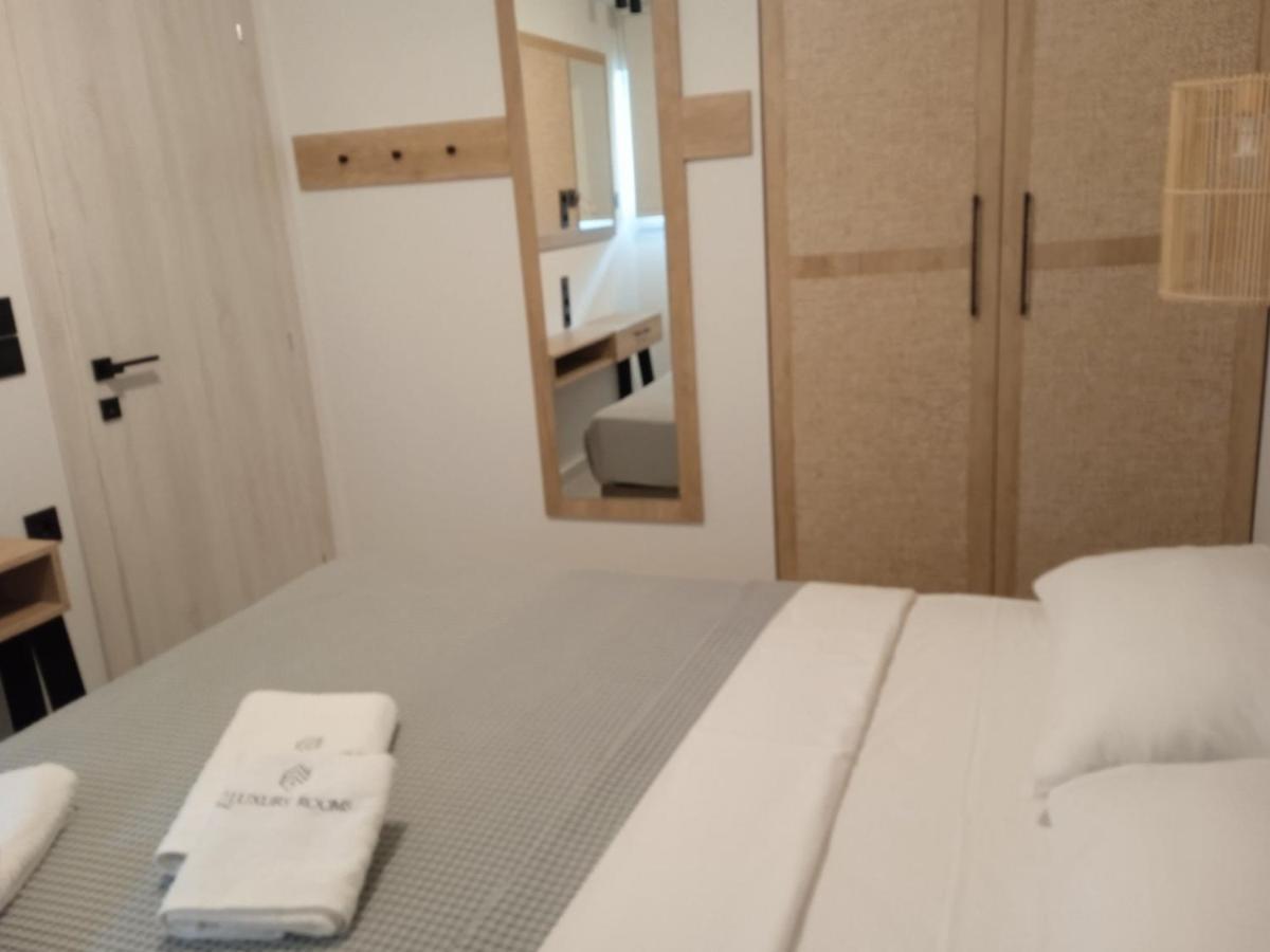 Q Luxury Rooms Paleros Εξωτερικό φωτογραφία